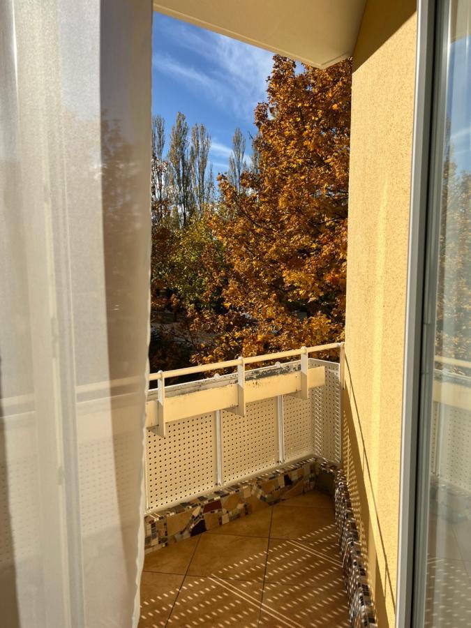 Kleiner Balkon In West *