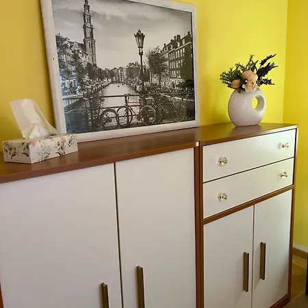 Privatunterkunft Kleiner Balkon In Muenchen West Buitenkant foto